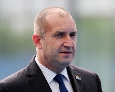 Радев към висши офицери: Служете на България отговорно и всеотдайно