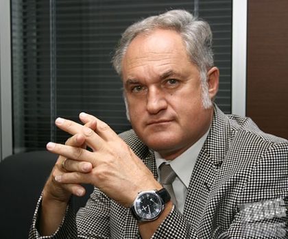 Икономистът Кольо Парамов: Разкриването на панамските сметки е началото на края на офшорките