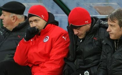 Локо Сф с нов треньор, досегашният става спортен директор