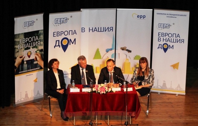 Добрич: Над 9.5 млн. лв. се инвестират в образователна инфраструктура в областта