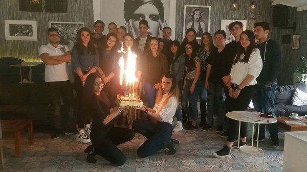 Перник: Определени са победителите в Националния литературен конкурс, организиран от Общинския младежки съвет