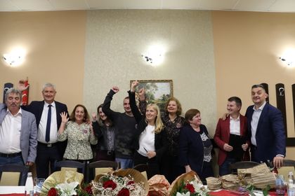 Европейски избори 2019: Елена Йончева в Мездра: Защо Северозападна България е най-изоставащият регион? Къде отиват милиардите от Европа?