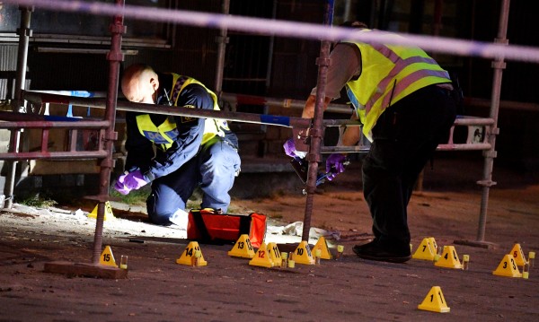 Двама души починаха след стрелбата в Малмьо