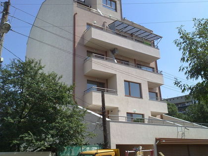 Два удара на пловдивски жилища снощи, крадците нахлуват през прозорец и тераса