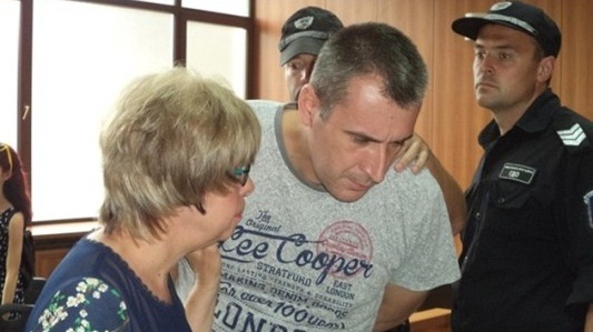 Продължава делото срещу бившия полицай Венцислав Караджов