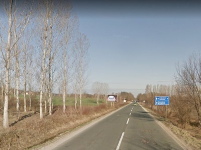 Млада жена изпадна след удар на 2 коли край Габрово, почина на място