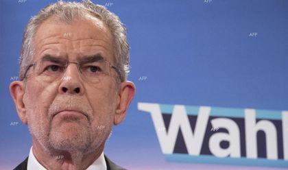AFP: Австрийският президент призовава за предсрочни избори през септември