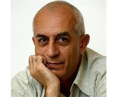 Юрий Асланов, социолог: Според гражданите политическата система у нас не работи в тяхна полза и затова недоверието към нея се прехвърля към всички партии и няма такава, която да изглежда убедително