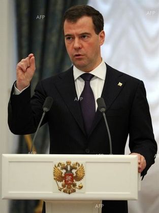 В писмо до министър-председателя Бойко Борисов руският премиер Дмитрий Медведев изпрати поздравления по повод Националния празник на България