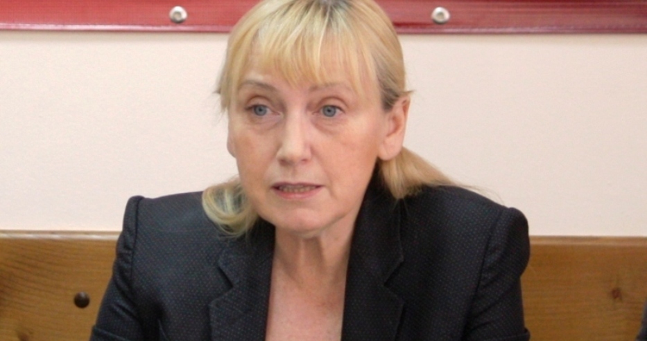 Елена Йончева във Варна: България се превръща в бедна провинция на Турция