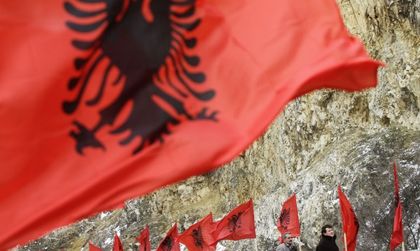 Муслиу: Сърбите да са благодарни, че не искаме и Ниш!