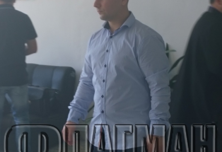 Адвокатът на Алексей Петров и бай Тошо брани издирван от Интерпол за кървавата касапницата в бургаския кв. „Славейков“