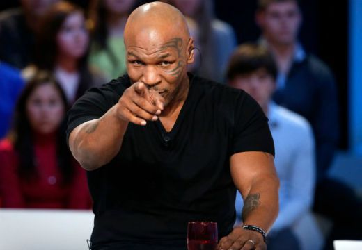 Тайсън за Кличко: Жена му го издъни срещу Фюри