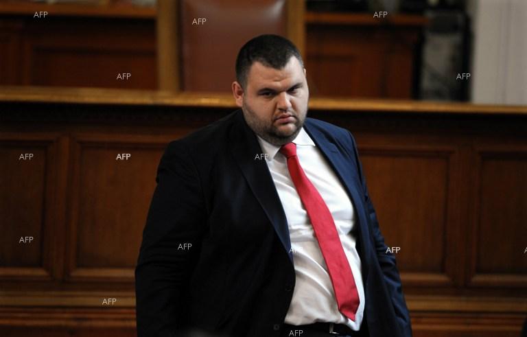 Народният представител от ДПС Делян Пеевски отново е в парламента