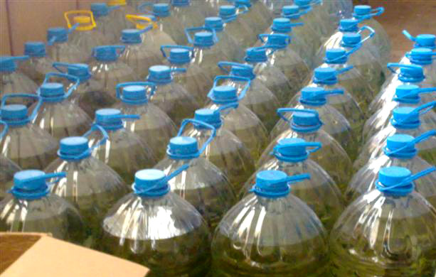 Хасково: Задържани са близо 700 литра нелегален алкохол, предлаган за продажба в интернет