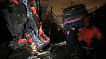 Тежка влакова катастрофа разтърси Москва, 23 ранени ВИДЕО