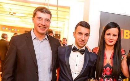 И шампионът Лудогорец с финансова подкрепа за Вики