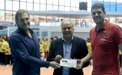 Риалити звезди помагат на Скаут лигата по волейбол