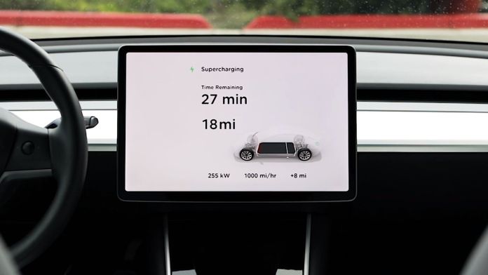 „120 км за 5 минути“: Tesla представи третото поколение Supercharger V3