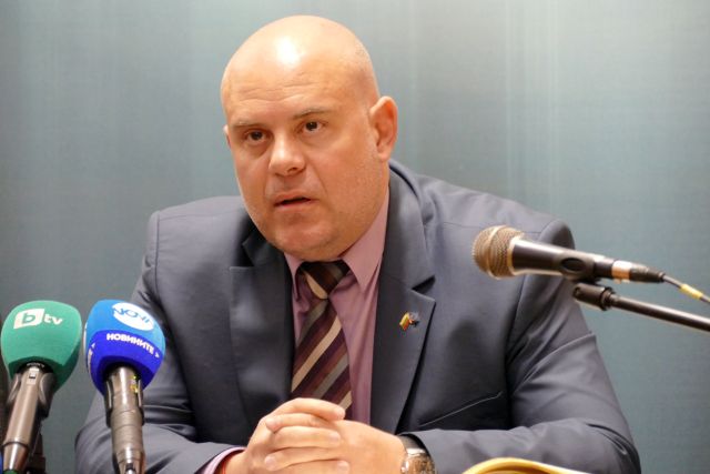 Прокурор Иван Гешев: Ако на Баневи не им бъде наложена мярка „задържане под стража“, може да оказват натиск върху свидетели и да манипулират доказателства