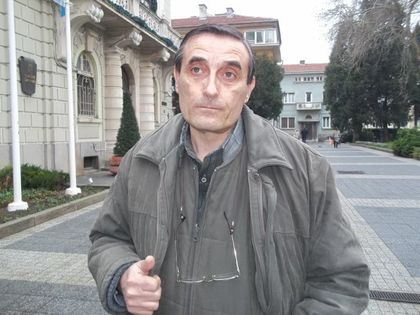 Съдът отмени уволнението на напъден общинар
