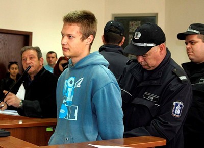 8 години затвор получи ученик за убийство в Смолян