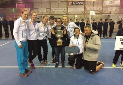 Каратанчева вдигна купа във Франция