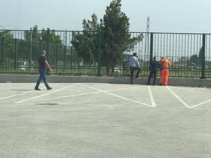 СНИМКА: Общината с безумна идея да прекара временен път през базата на Ботев в Коматево