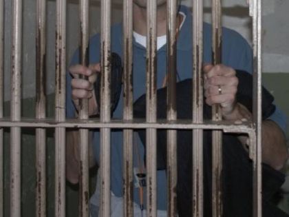 Държавата дава 70 бона за здравословно хранене на затворници