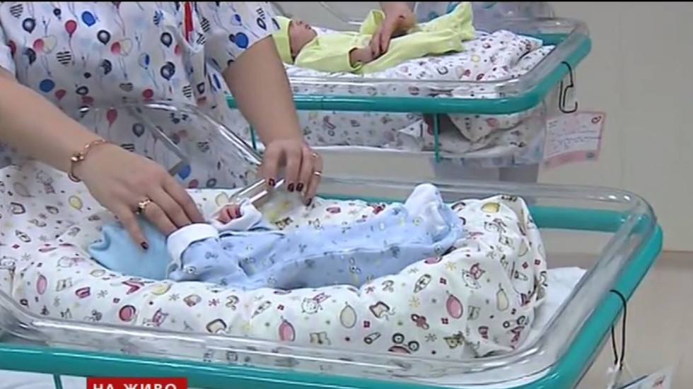 Съдбата на изоставените в болница бебета: Лавина от желаещи да им помогнат