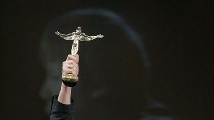 Драматичният и Кукленият театър в Пловдив ще се борят за