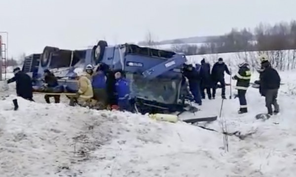 Тежка катастрофа в Русия, седем души загинаха