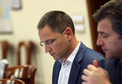 Калпакчиев оправда очакванията, започна да се жалва от софистициран и перфиден натиск върху съдиите