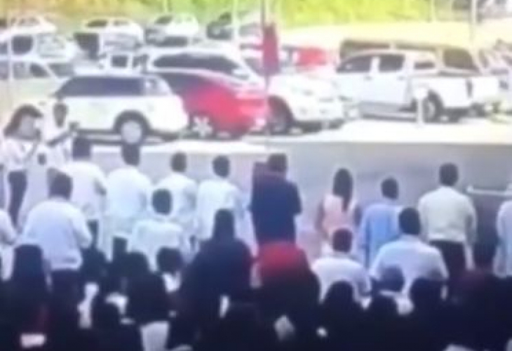 Ужас във Филипините! Публично застреляха кмет, измислил „разходка на срама“ (ВИДЕО)