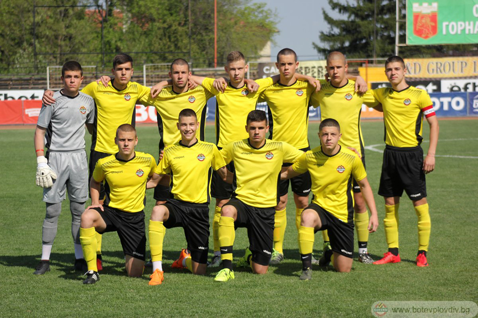 Почти целият отбор на Ботев с повиквателна за националния отбор до 17 години