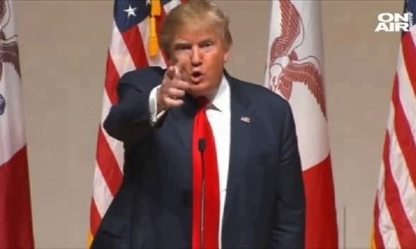 Засилена охрана варди Тръмп на изява в Илинойс