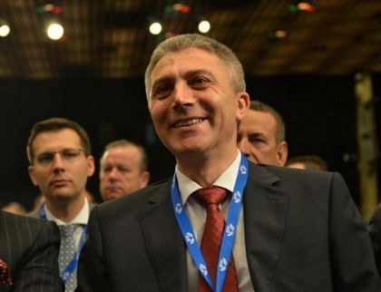 ДПС се регистрира за изборите с 6000 подписа