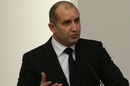 Президентът: Успехът се измерва и със стореното за другите