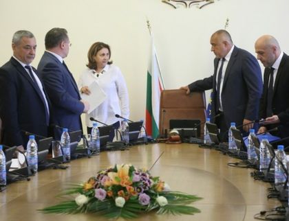 Бойко: Отваряме нова страница в отношенията с Македония