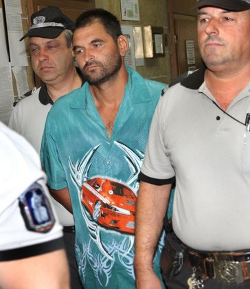 10 г. затвор за Рангел, убил баща си заради сексмераци към жена му