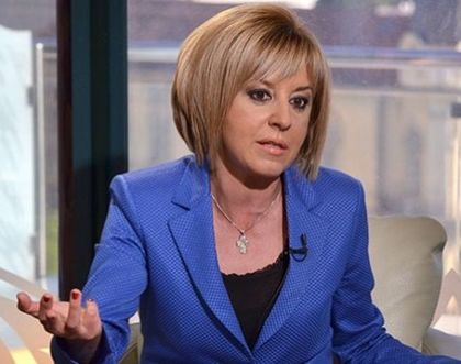 Мая Манолова на нож с „Топлофикация”
