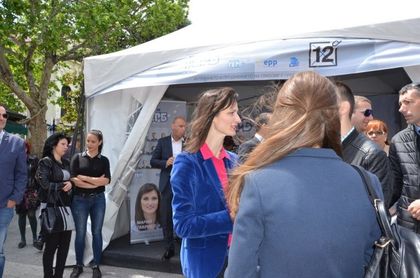 Мария Габриел в Пловдив: По-ниски цени на роуминга и интернет достъп на обществени места са сред приоритетите ни