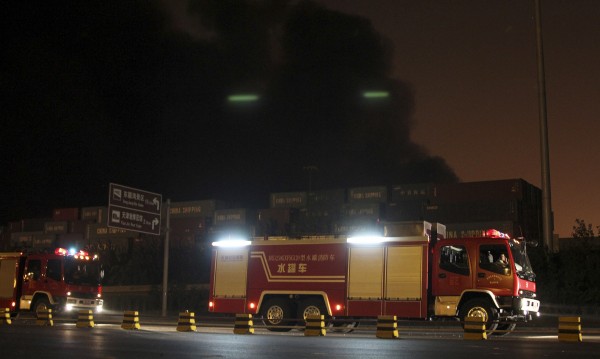 Осемнайсет жертви на пожар в караоке бар в Китай