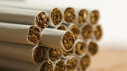 Шефката на АБВ във Враца и мъжът й контрабандисти! Спипаха ги с нелегални цигари!