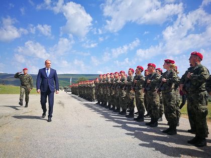 Президентът Румен Радев поздрави участниците в Националното тактическо учение „Ответен удар 2019“