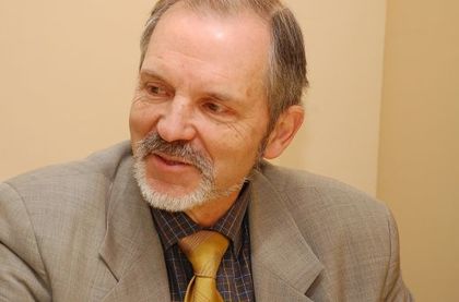 Скандално! Фирма на реформатор брои мечки и вълци за 890 000 лева