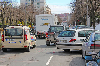 Пежо и Мицубиши се удариха на "Раковска" в Хасково
