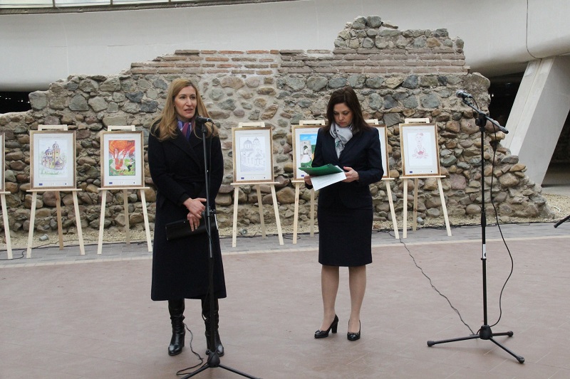 Министър Николина Ангелкова награди децата, отличени в конкурса за рисунка на тема „Моята ЕДЕН дестинация в България“