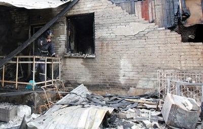 Шестима загинаха при пожар в психиатрия в Одеса (Снимки)