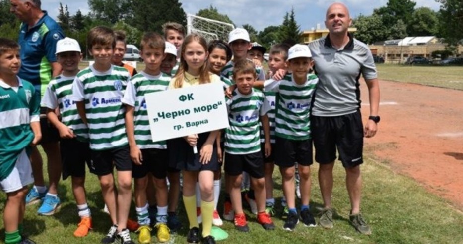 Децата на Черно море на силен турнир в Трявна